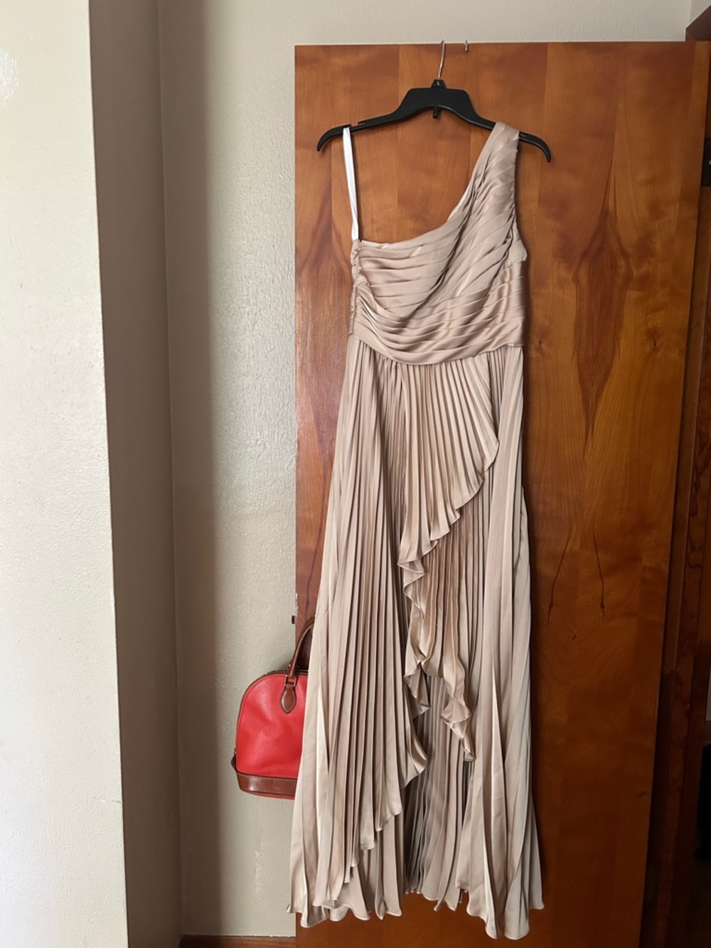 Christian Siriano One-Shoulder Pleated  Maxi Dress. Size 10. New with tags